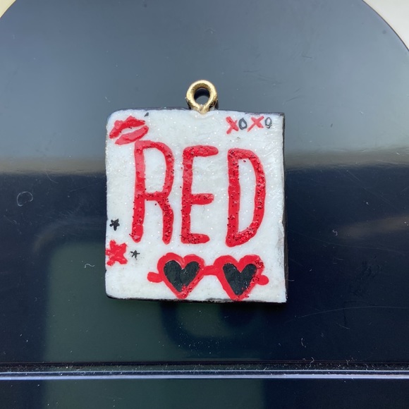 ‼️‼️Handmade Taylor Swift Inspired Album Cover Polymer Clay Art Charm Bracelet. - Picture 8 of 16